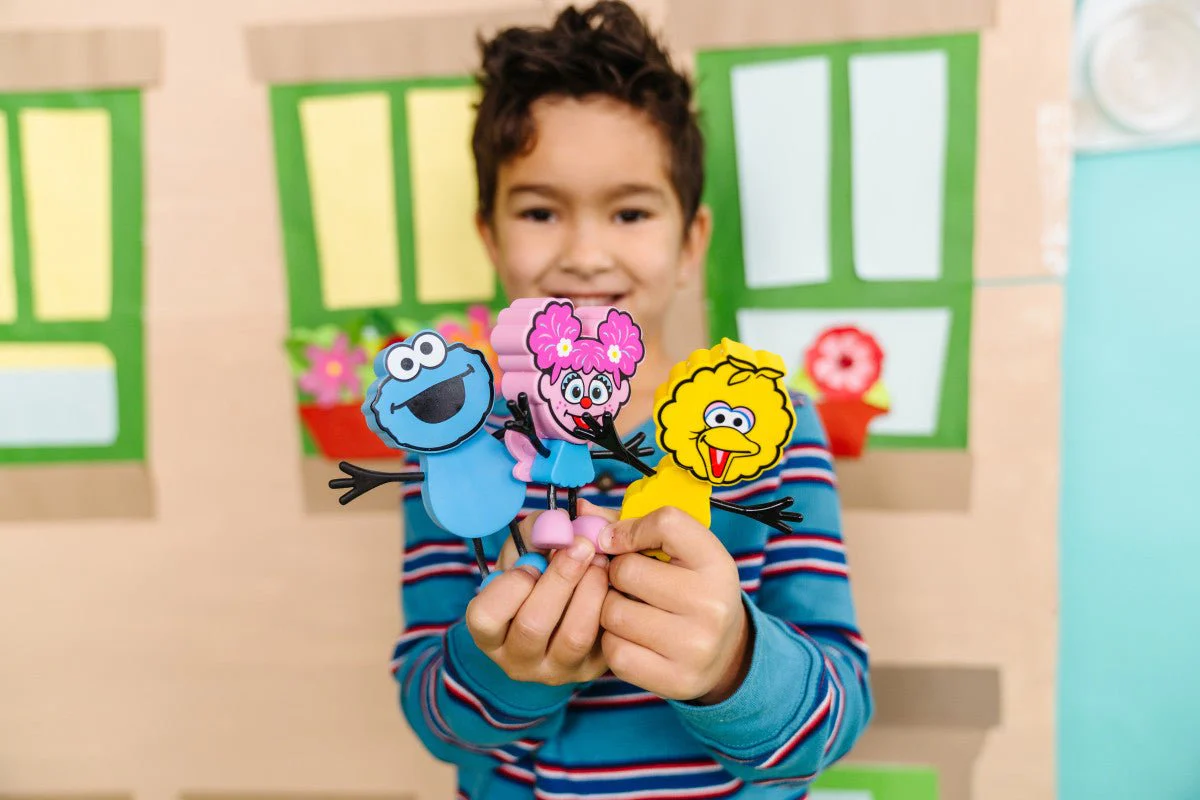Glo Pals Badspeelgoed Sensorisch Light-Up Poppetje en Cubes Cookie - Image 5