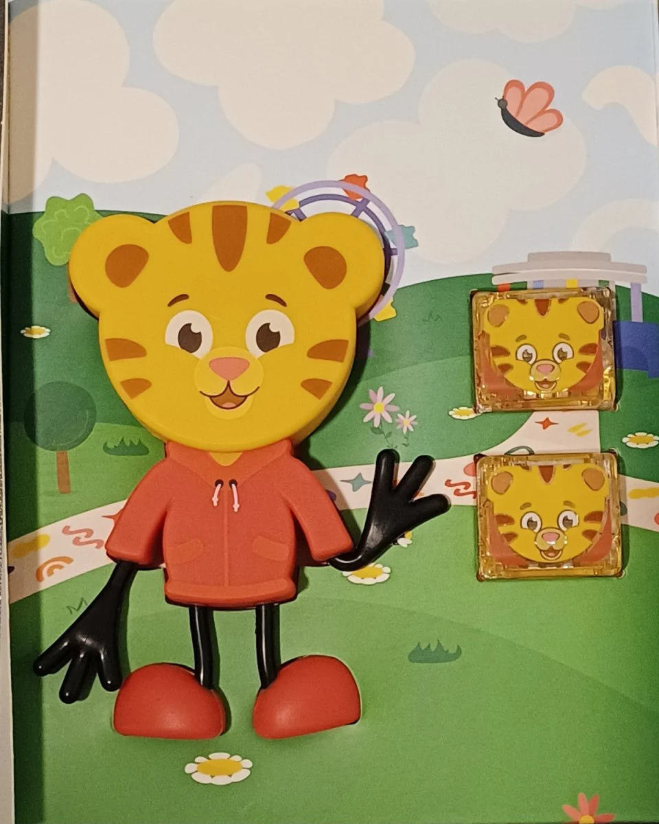 Glo Pals Badspeelgoed Sensorisch Light-Up Poppetje en Cubes Daniel Tiger - Image 9