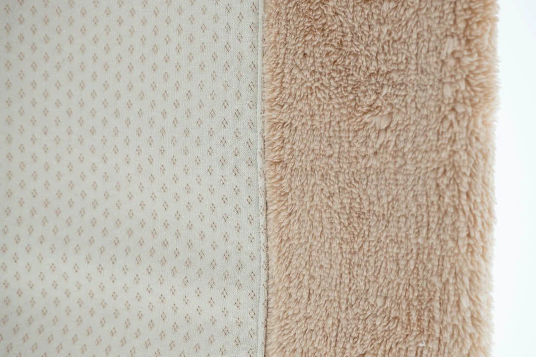 Snoozebaby Aankleedkussenhoes Happy Dressing Milky Rust 45x70cm - Image 4